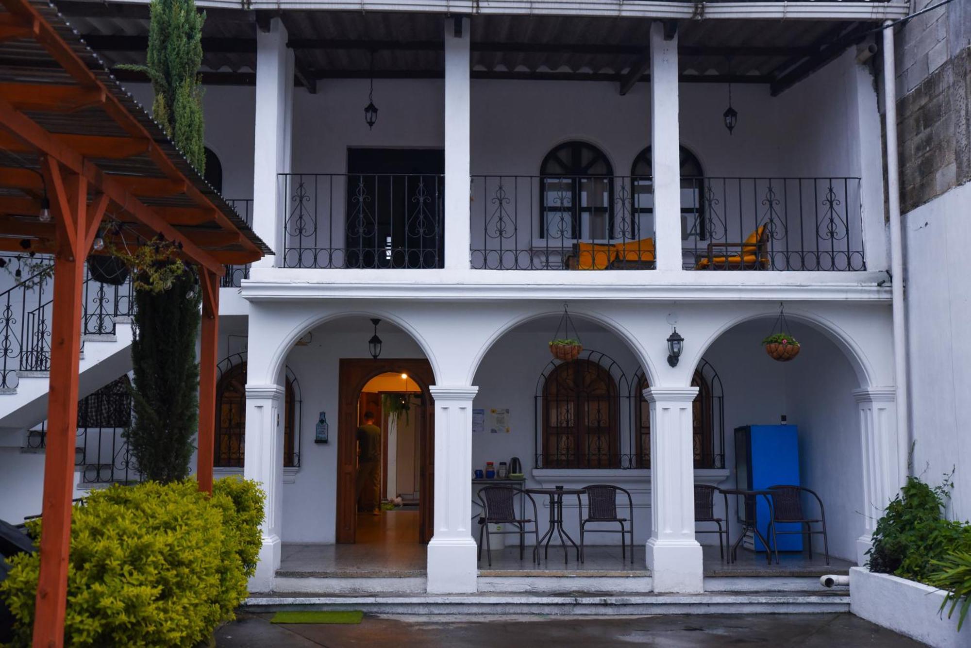 Guest house Blue Moon Antigua