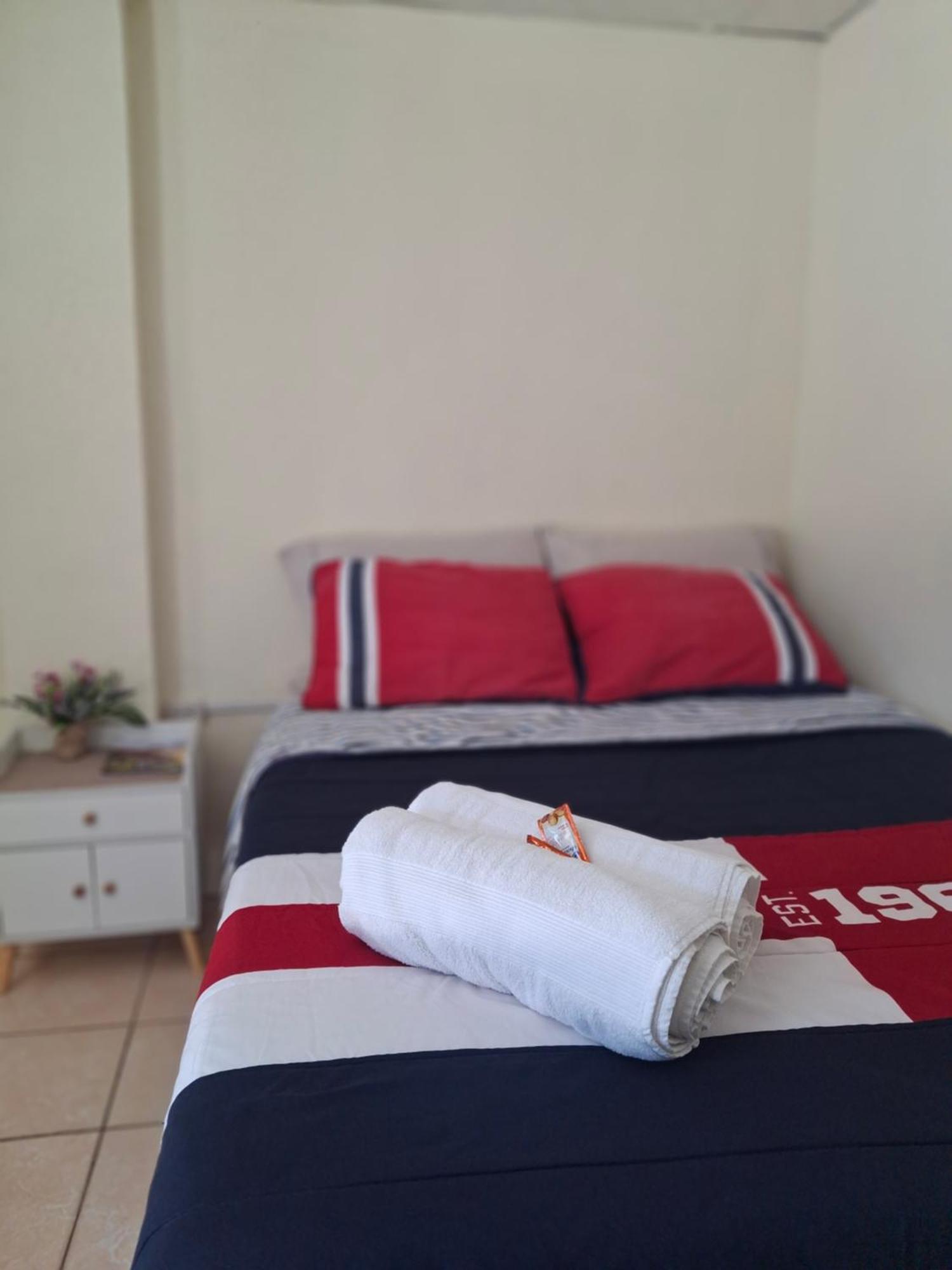 Blue Moon Guest house Antigua